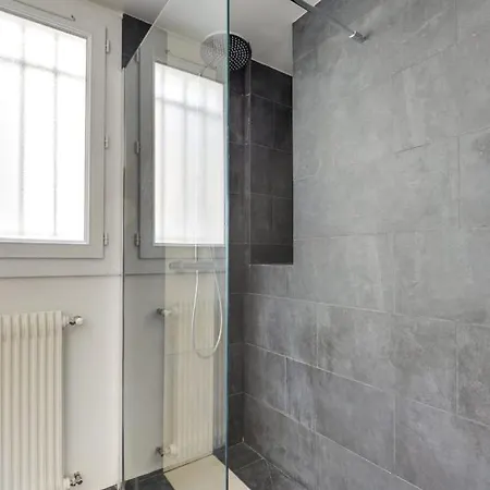 Apartment Confort Et Modernite A Vanves *